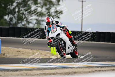 media/Apr-18-2025-TrackDaz (Fri) [[45f5874c44]]/A Group/Session 3 (Turn 6 - Outside)/
